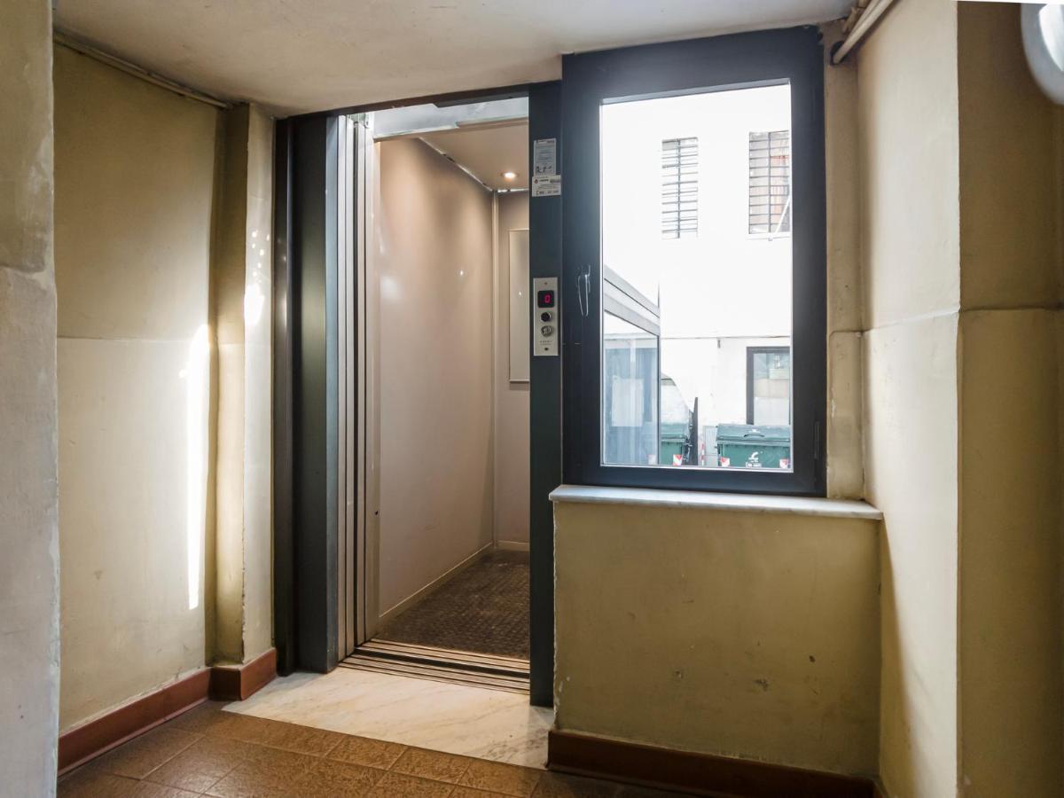 Apartmán Ampia Mansarda E Terrazzo 10 Minuti Dal Centro Turín Exteriér fotografie