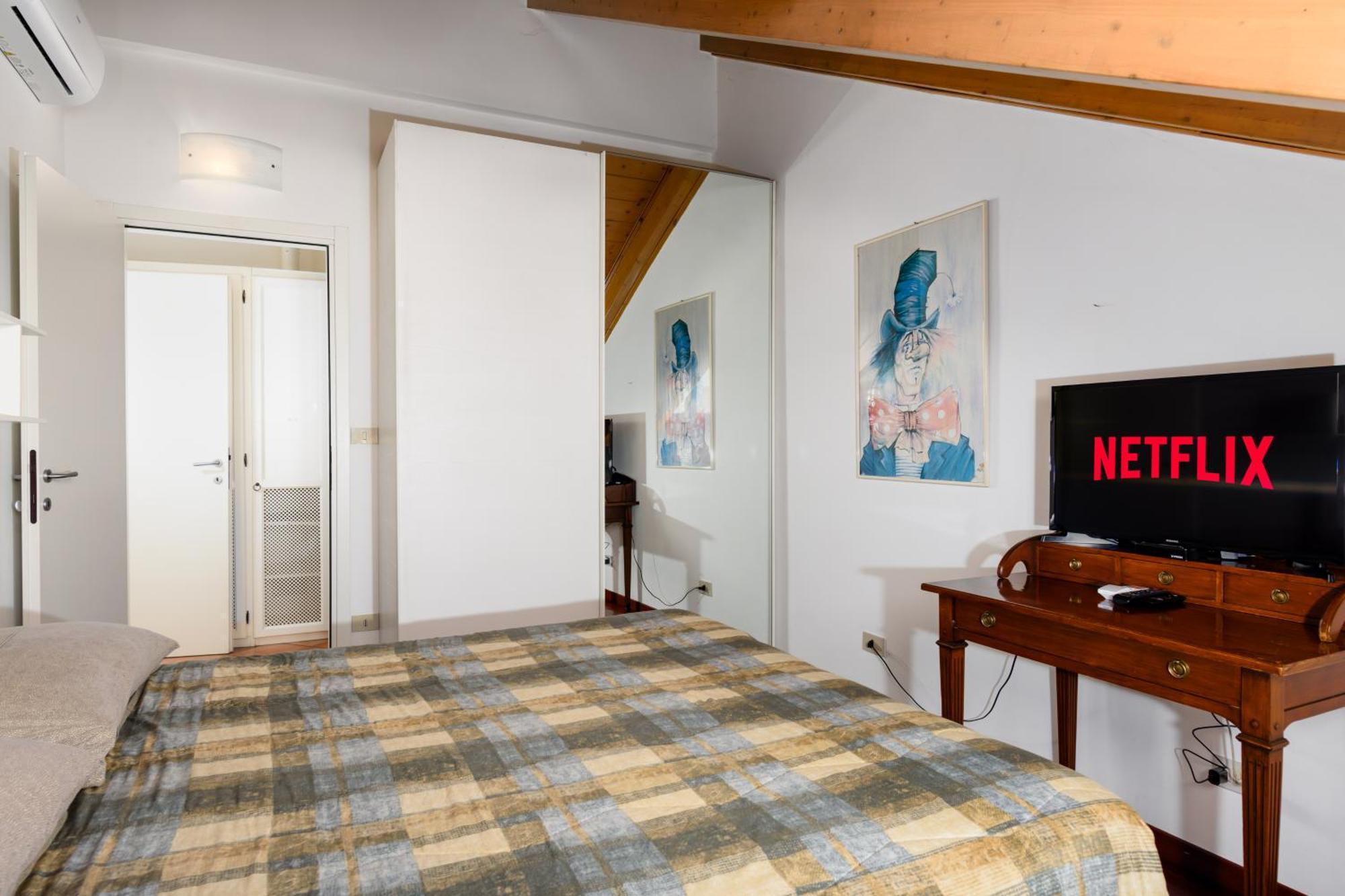 Apartmán Ampia Mansarda E Terrazzo 10 Minuti Dal Centro Turín Exteriér fotografie